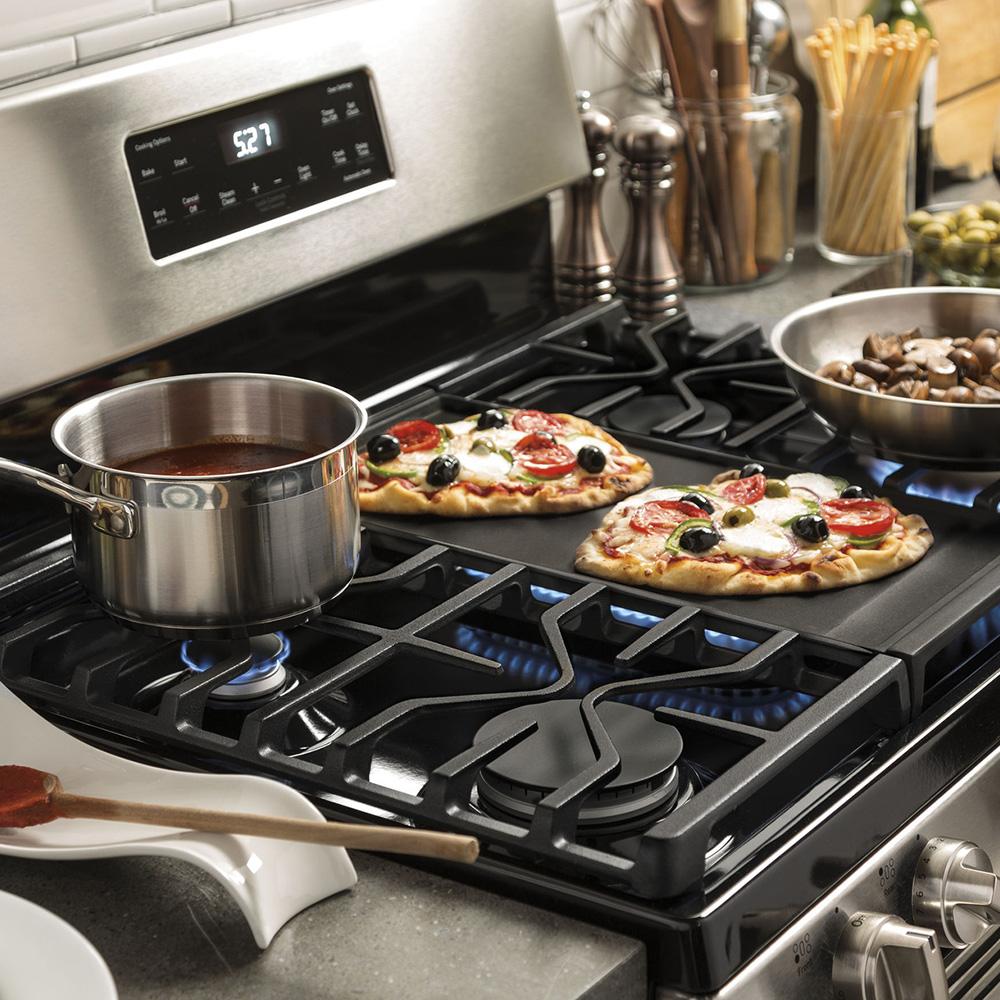 全平面爐架+密閉式燃燒器特點圖