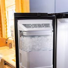 GE 710L 薄型雙門對開冰箱_不鏽鋼_門上製冰